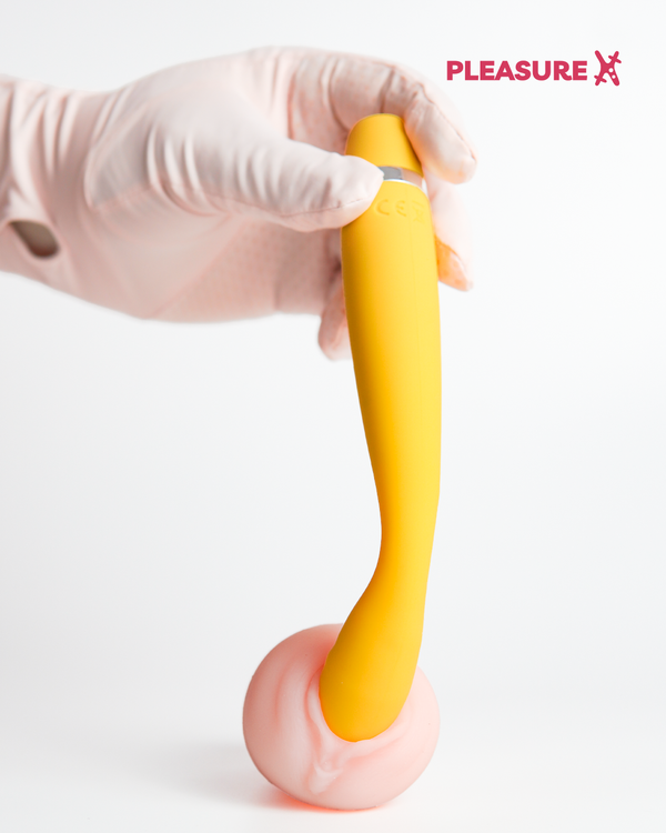 Flexible yellow G-spot vibrator for women with vagina demo